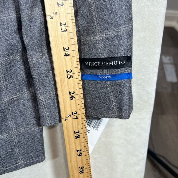 NWT Vince Camuto 44L 100% Wool Charcoal Plaid Blazer - Picture 9 of 12